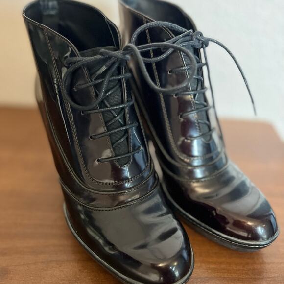 TOD’s Burgundy Patent Leather Oxford Heels Size 7 - Picture 1 of 8